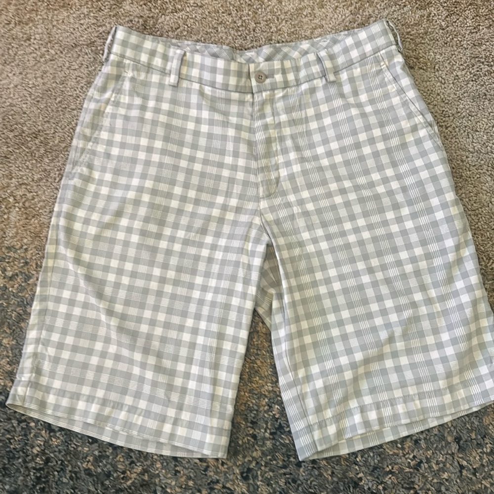 Nike Golf shorts size 32